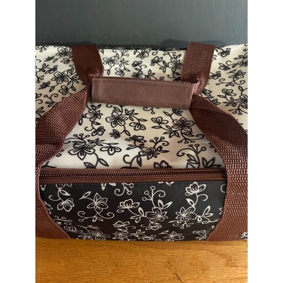 Temp-tations Floral Lace Casserole Tote Set*  Insulated Carrier, Baker, Spoon - Picture 6 of 14